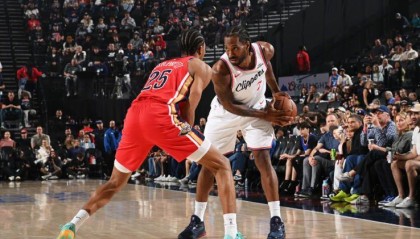 世界杯高清观看-小卡23+3+5队史第三人，快船双塔31分，20分大胜鹈鹕终结三连败