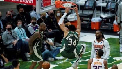 世界杯手机直播软件-字母两战83分25板 想限制他艾顿不能再被犯规锁死