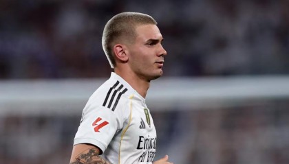 世界杯直播入口-阿斯：阿隆索考虑让马斯坦托诺在对阵皇家奥耶维多时首发